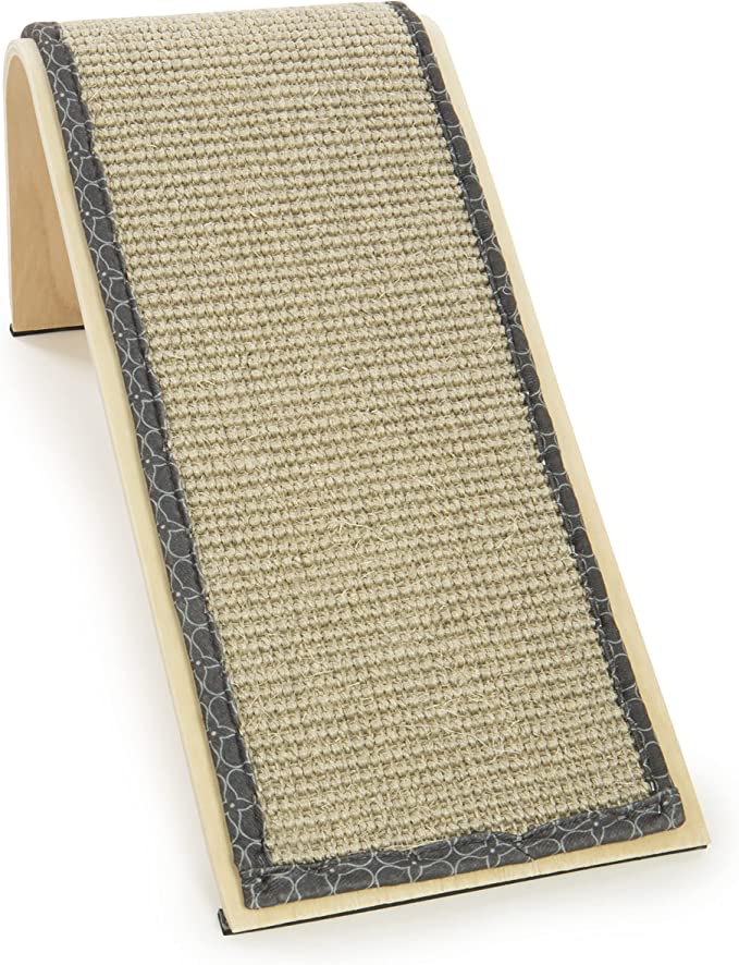 SmartyKat Sisal Angle cat scratch ramp contains catnip. It is a perfect gift for cats because they love scratching. 